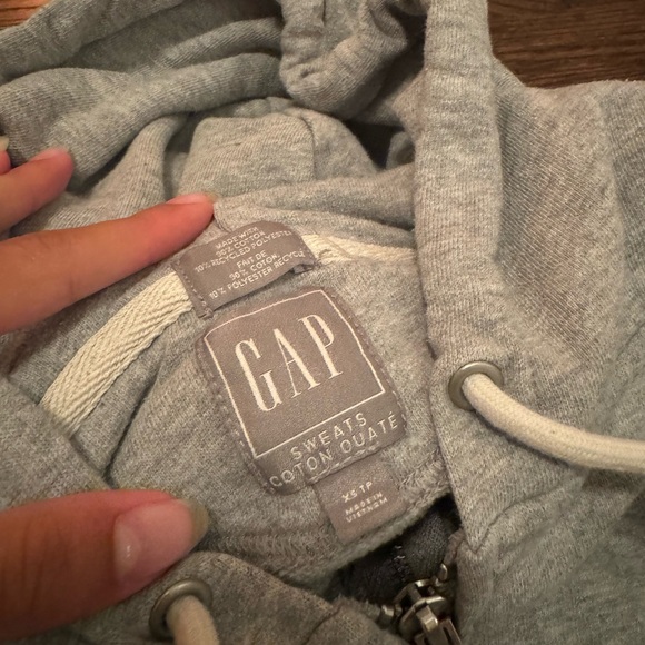 Gap Zip Up - Picture 3 of 3